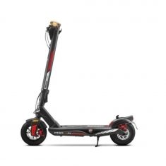 Trottinette DUCATI PRO3R avec clignotants Cadre Mag  Moteur 500W 28Nm Pneu 10'' Tubeless  Frein Avt et Arr à disque 18kg Batt 48V 10,4Ah 499Wh Bluetooth IPX5  